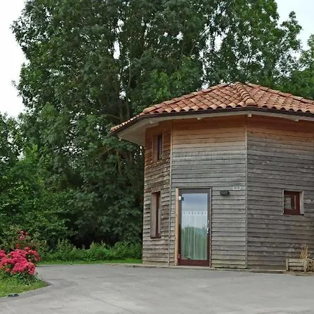 Mini Casa Con Jardin Holiday home *