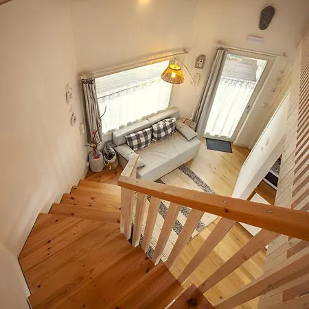 Mini Casa Con Jardin Mungia