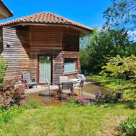 Mini Casa Con Jardin Holiday home *
