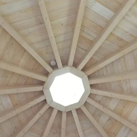 Nyaraló Mini Casa Con Jardin