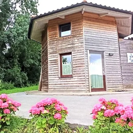 Hébergement de vacances Mini Casa Con Jardín *