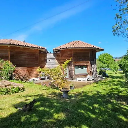 Mini Casa Con Jardín Hébergement de vacances